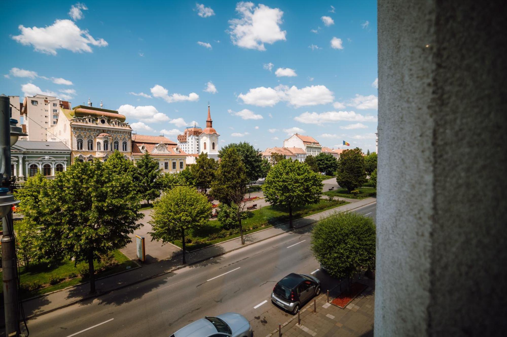 Plaza V Hotel Târgu-Mureş Dış mekan fotoğraf